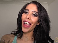 Duży kutas, Duże cycki, Obciąganie, Brytyjski, Fetysz, Mamuśka, Ostro, Tatuaż