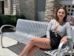 Branlette thaïlandaise, Masturbation, De plein air, Culottes ou slips, Piercing, Chatte, Jupe, Branlette espagnole