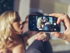 お尻, フェラチオ, バック, ダブル開発, 手コキする, 異人種間, 3p男男女, 三人