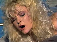 Szőke, Gesztenyebarna, Kőkemény, Fajok közötti, Pornósztárok, Régebbi évjáratú pornó