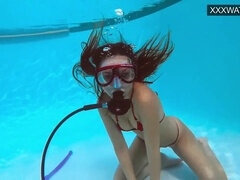 Duży tyłek, Węgierski, Masturbacja, Orgazm, Publiczny, Zabawki, Podwodny