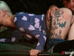 Americké, Zadek, Lízaní zadků, Kotě, Černé, Na obličej, Venku, Ponožky