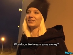 Amatör, Avsugning, Doggystyle, Ansiktsbehandling, Utomhus, Pov, Offentlig, Voyeur