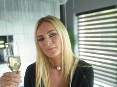 Blondynka, Dominacja, Palcówka, Hardcore, Bielizna, Pornstars, Punkt widzenia, Cipka