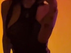 Ladyboy, Alleen
