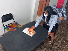 Hardcore, Kancelář, Sekretářka