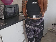 18, Amatéri, Veľký zadok, Pissing, Ryšavé, Sólo, Tetovanie, Teenka