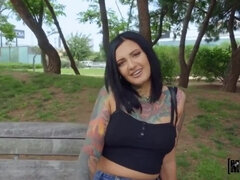 Amatéři, Velký zadek, Velké péro, Velké kozy, Brunetka, Hd, Různé pohledy, Tetování