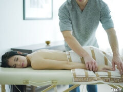 Kuřba, Brunetka, Na pejska, Honění, Líbání, Masáž, Tetování, Teenka