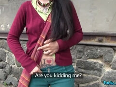 Hippie Chick Takes�A Stranger's Thick Dick