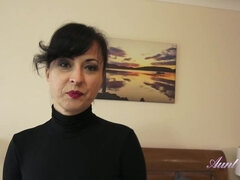 叔母, デカパイ, 茶髪の, ヒール, 入門, 下着, ストッキング