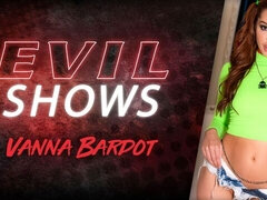 Amatéři, Gaping, Honění, Spodní prádlo, Masturbace, Vyhublá, Hračky, Webkamera