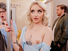 Amatööri, Blondi, Suihinotto, Luonnolliset tissit, Pienikokoinen, Laiha, Teini, Tissit