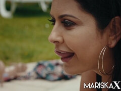 Svart, Doggystyle, Milf, Naturliga tuttar, Utomhus, Pool, Verklighet, Tuttar