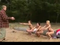 Strand, Blasen, Vollbusig, Klassisch, Nippel, Jungendliche (18+), Flotter dreier, Titten