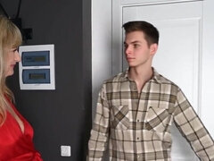 Gros seins, Rondelette, Mamie, Hd, Massage, Mère que j'aimerais baiser, Russe, Rasée