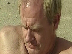 Blonde bombshell takes it up the ass in quick beach fuck - Anal included!