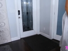 Tekintélyes didik, Csókolózás, Leszbikus, Nyalás, Érett feleség, Filigrán alkatú, Nuni, Begyek