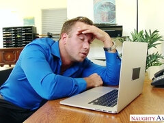 Amerykański, Duży kutas, Duże cycki, Brunetka, Twarzowy, Biuro, Drobna, Cycki