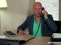 Pijpbeurt, Opa, Handbeurt, Hd, Likken, Kut duiken, Tatoeage, Strak