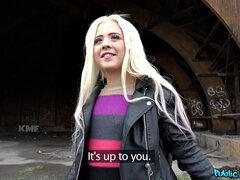 Blondína, Doktor, Okuliare, Džínsy, Vonku, Z pohľadu účastníka, Pička, Voyeur