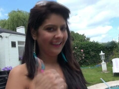 Blondin, Brunett, Grupp, Utomhus, Tatuering