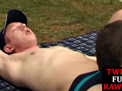 Skinny twink breeding tight after giving bj