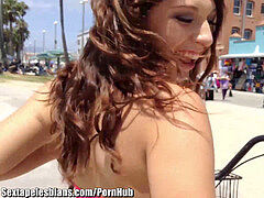 Femmina, Lesbica, Orgasmo, Rasata, Tette, Guardone