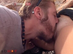 Strand, Grote kont, Grote lul, Pijpbeurt, Bruinharig, Sperma shot, Diep in de keel, Openbaar