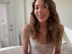 Enthousiasteling, Naakte man aangeklede vrouw, Stel, Sperma shot, Sperma in gezicht, Moeder, Stiefmoeder