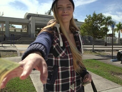 Lízaní zadků, Kotě, Velké kozy, Poprvé, Hd, Peníze, Přírodní prsa, Jezdectví