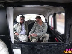 Rumpa, Kvinna, Handjobb, Slick, Utomhus, Pov, Fitta, Trekant