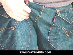 Stora tuttar, Avsugning, Brunett, Långt ner i halsen, Milf, Mamma, Fitta, Styvmamma