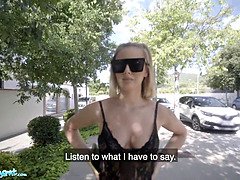 Blond, Sperm skott, Bakfra, Orgasme, Utendørs, Offentlig, Fitte, Suging