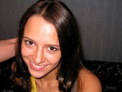 Amatør, Soveværelse, Stor pik, Hundestilling, Lille kvinde, Mager, Teenager, Bryster