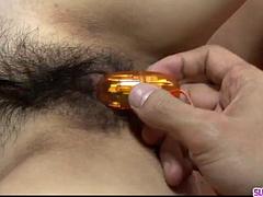 Asiatisk, Avsugning, Dubbelpenetrering, Hardcore, Japansk, Rider, Trekant, Vibrator