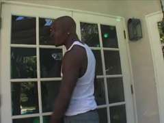 Anaali, Iso kaunis nainen