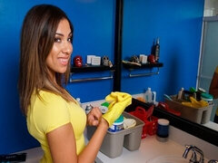 Velký zadek, Blondýna, Vlasaté, Honění, Milf žcbp, Přírodní prsa, Odstraňování, Tetování