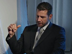 Verga grande, Negro, Ébano, Besar