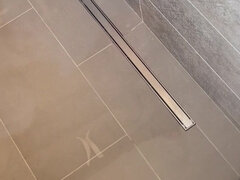 Enthousiasteling, Badkamer, Sperma shot, Europees, Handbeurt, Rijpe lesbienne, Alleen