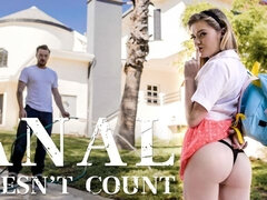 Anale, Bionda, Da dietro, Baciando, Tette naturali, Gonna, Ragazza, Tette