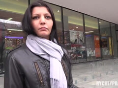 Stor røv, Store bryster, Brunette, Creme tærte, Sædskud, Tjekke, Fetish, Bryster