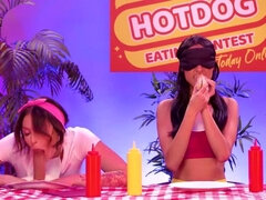 Брюнетки, Собачьи, Секс без цензуры, Огромные размеры, Лизание, Киски, Втроем, Сиськи