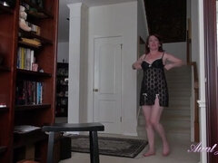 Tante, Gros seins, Sucer une bite, Branlette thaïlandaise, Masturbation, Pov, Rousse roux