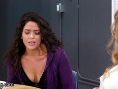 Brunette, Ansikt sittende, Hunn, Slikking, Milf, Orgasme, Realitet, Barbert