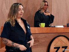 Anale, Tette grandi, Vestito, Occhiali, Interrazziale, Jeans, Figa, Tatuaggi