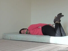 Trældom, Kvinde, Brækfornemmelse, Bundet