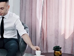 PLEASE PLEASE fuck me like a sex toy