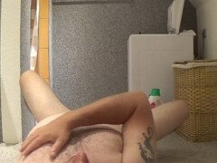 Kúpeľňa, Macaté, Striekanie semena, Hrubé, Gay, Homemade, Masturbácia