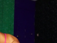 Azijci, Evinja, Par, Domaci pornič, Masaža, Milf, Tuširanje, Joške